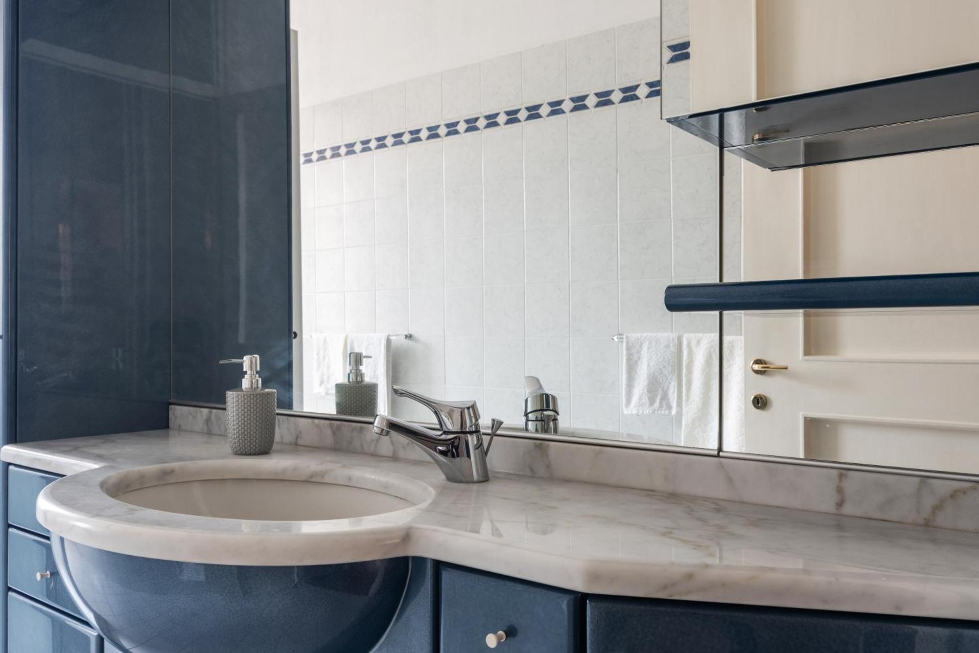 Il Bilocale Con Terrazzo Dei Marchesi Milão Exterior foto